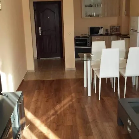 - New - Meters Away From The North Beach! *